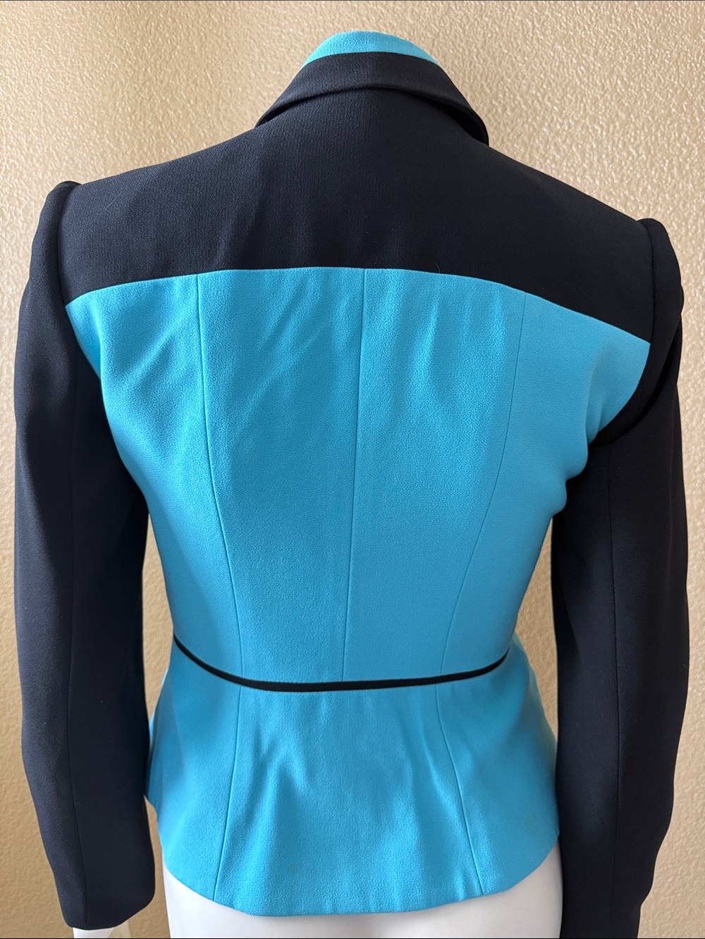 Alberto Makali 1990s Vintage Turquoise and Black Zip-Front Suit w/zipper blazer - Picture 5 of 9